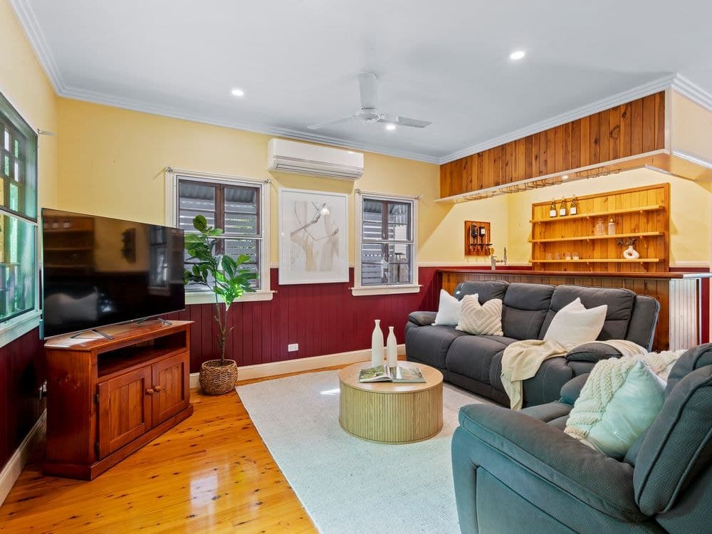 39 Moreton Street, NORMAN PARK, QLD 4170, Norman Park - Thumbnail 3
