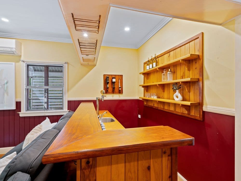39 Moreton Street, NORMAN PARK, QLD 4170, Norman Park - Thumbnail 4