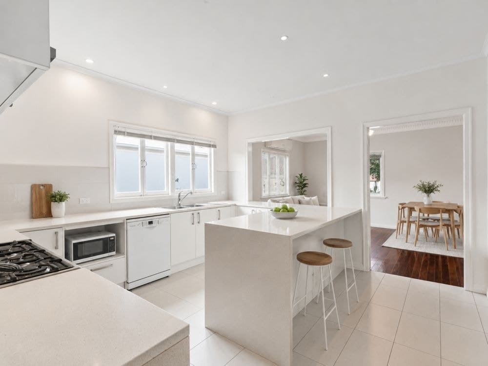 29 Elliott Street, HAWTHORNE, QLD 4171, Hawthorne - Thumbnail 2