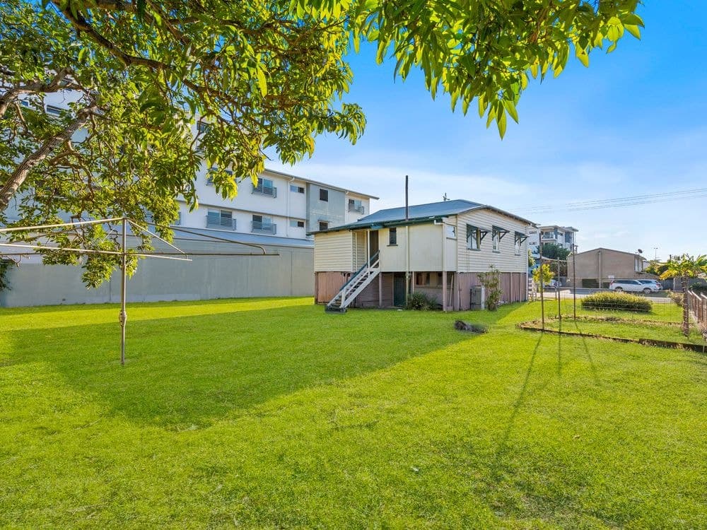 30 Emsworth Street, WYNNUM, QLD 4178, Wynnum - Thumbnail 6