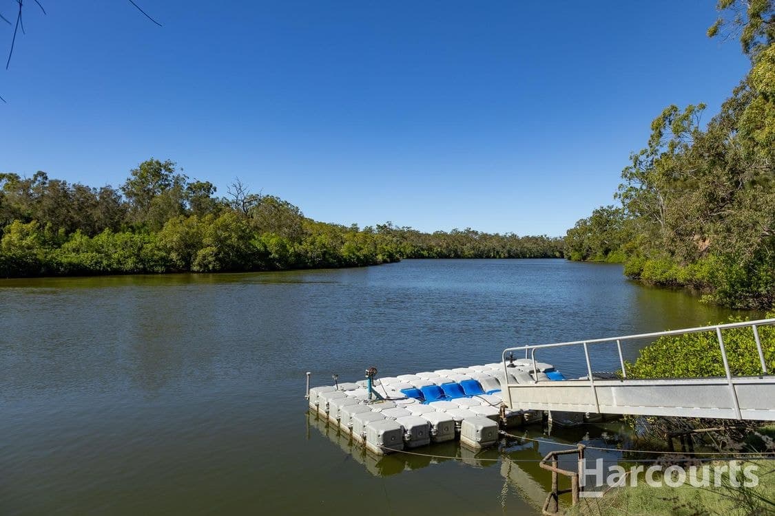 300 Pacific Haven Circuit, PACIFIC HAVEN, QLD 4659, Pacific Haven - Thumbnail 3