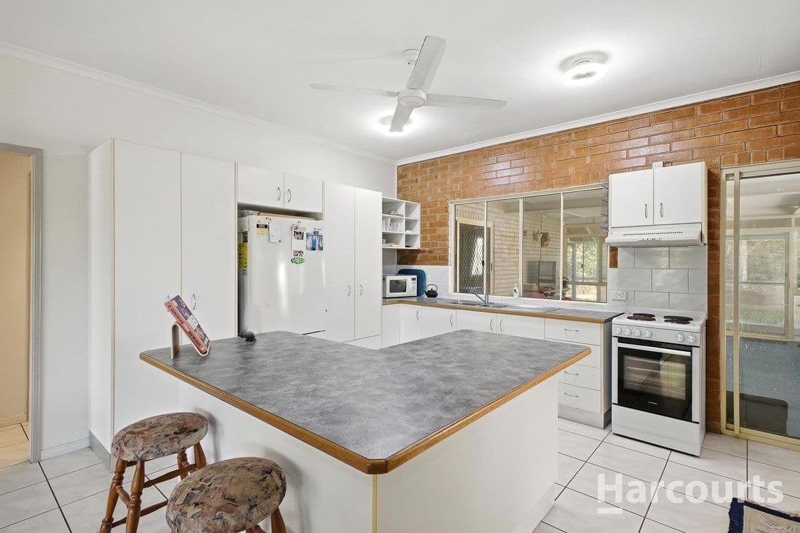 300 Pacific Haven Circuit, PACIFIC HAVEN, QLD 4659, Pacific Haven - Thumbnail 8
