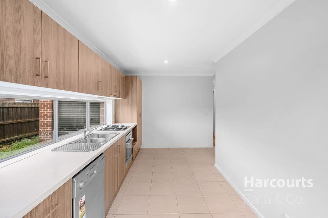 10 Gina Court, Kilmore, VIC 3764, Kilmore - Thumbnail 2