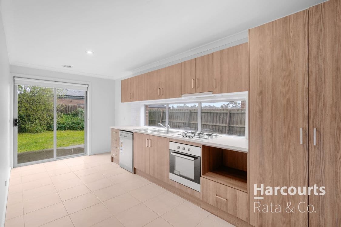 10 Gina Court, Kilmore, VIC 3764, Kilmore - Thumbnail 3