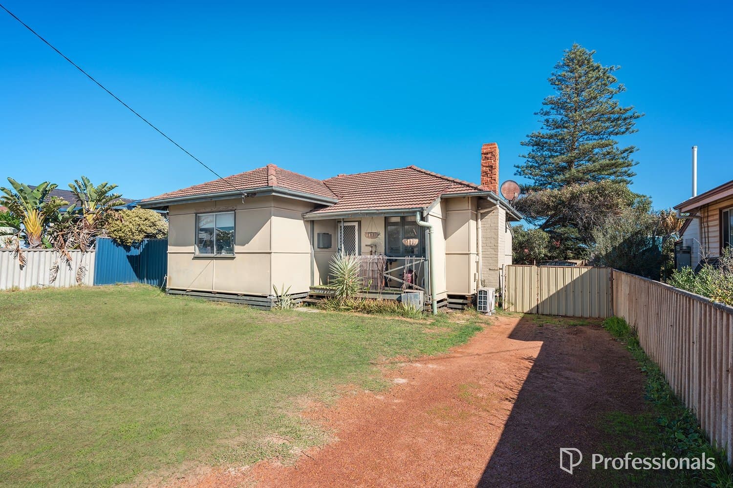172 Gregory Street, Beachlands WA 6530, Beachlands - Image 1