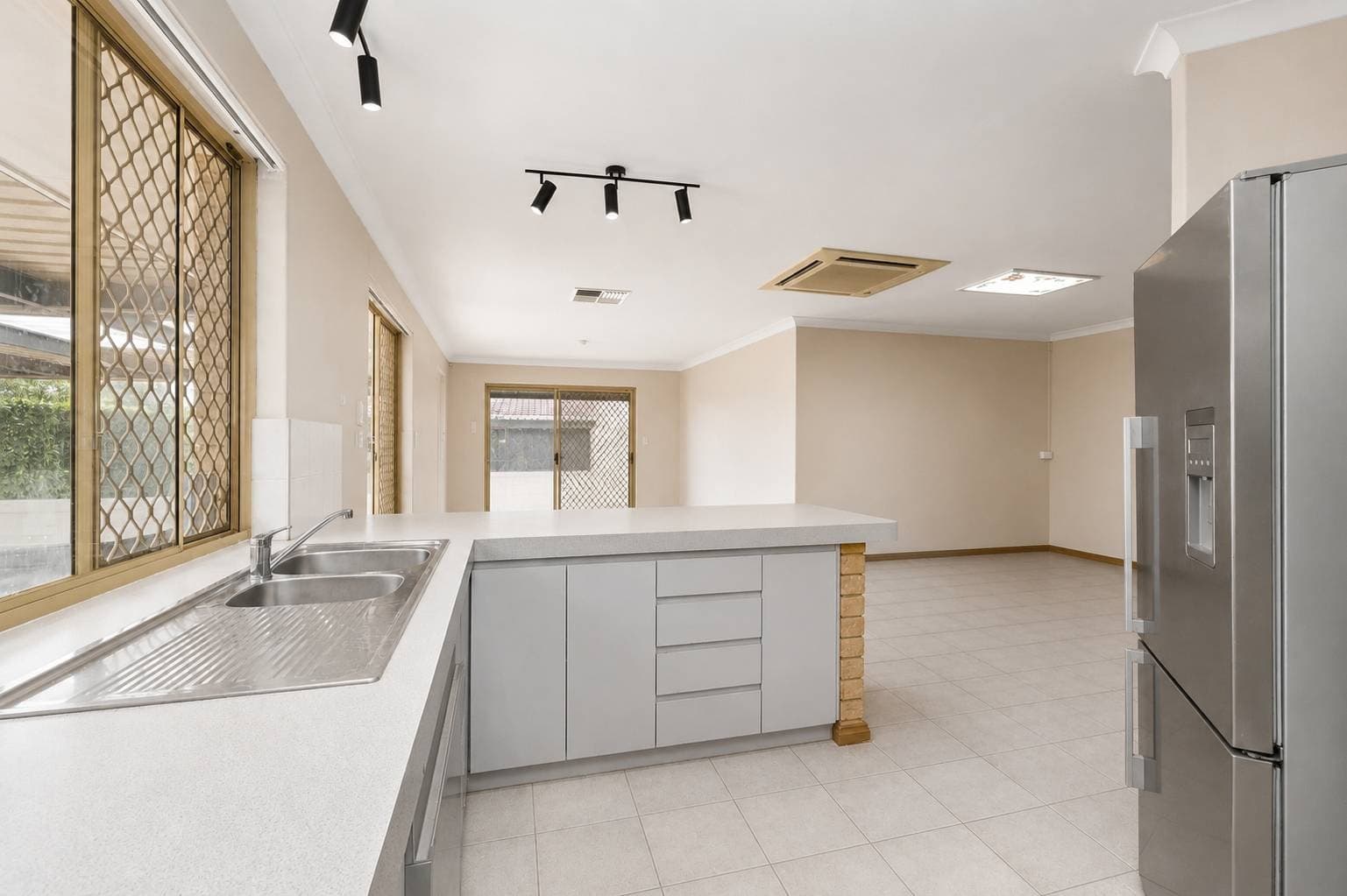 44 Bluegum Road, Morley - Thumbnail 6