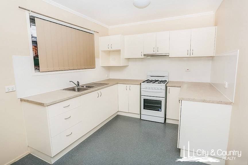 64 Darling Crescent, Mount Isa, Mount Isa - Thumbnail 2