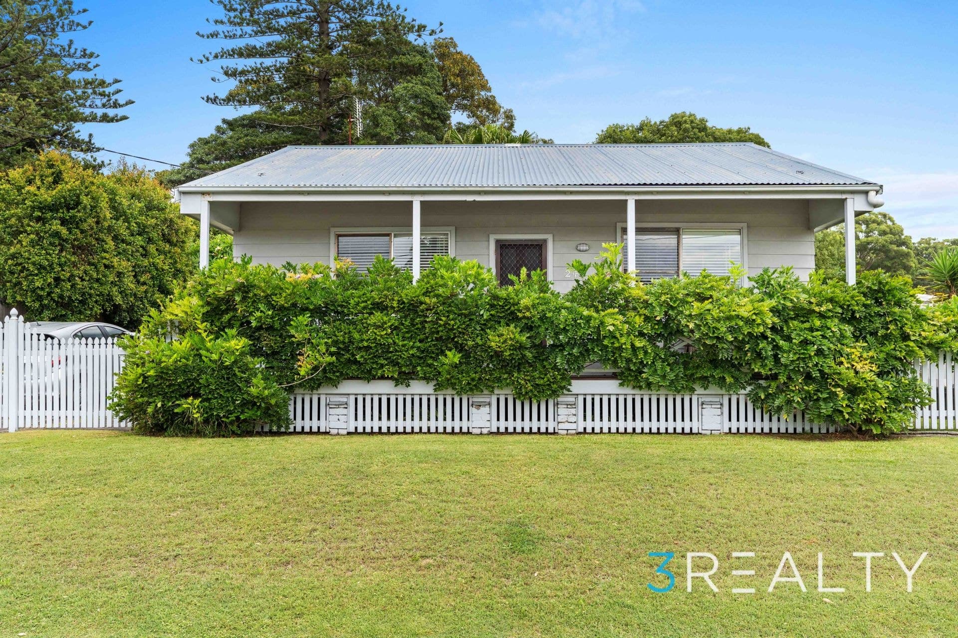 24 Flowers Drive, Catherine Hill Bay - Thumbnail 2