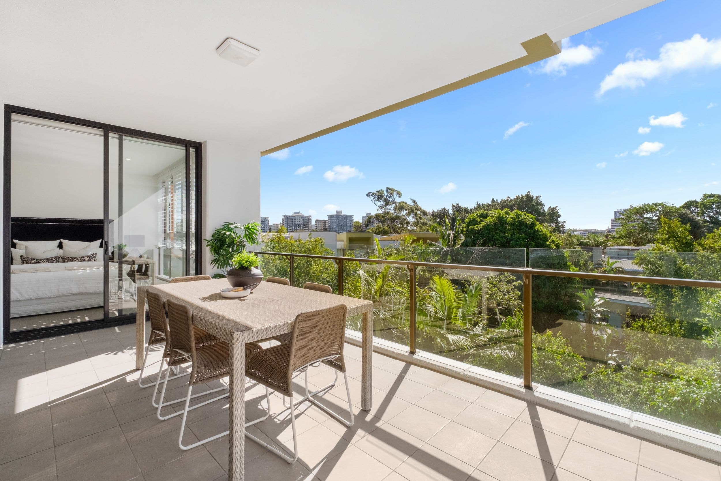 255/10 Pidgeon Close, West End QLD 4101, West End - Image 1