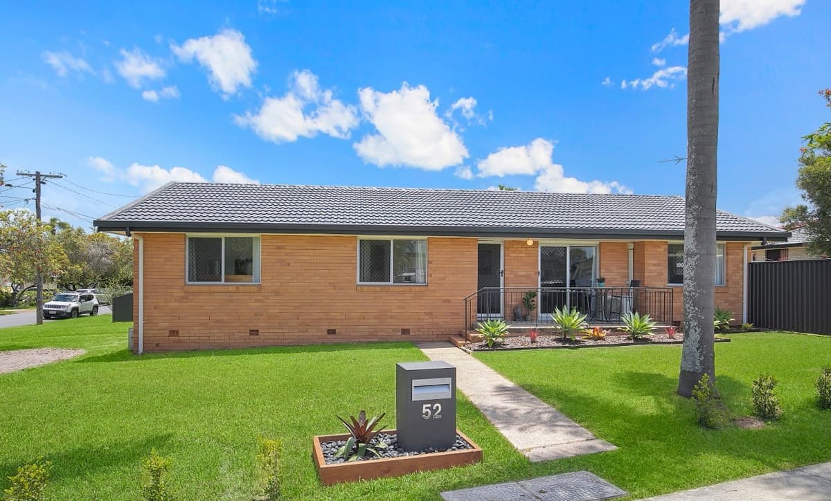 52 Apex Avenue, Kippa-Ring - Image 1