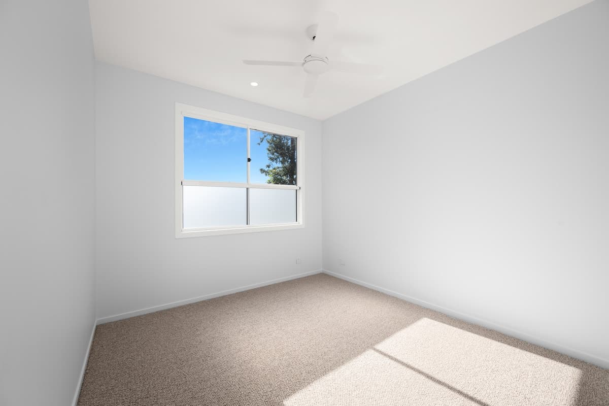 18 Hipwood Avenue, Coorparoo - Thumbnail 8