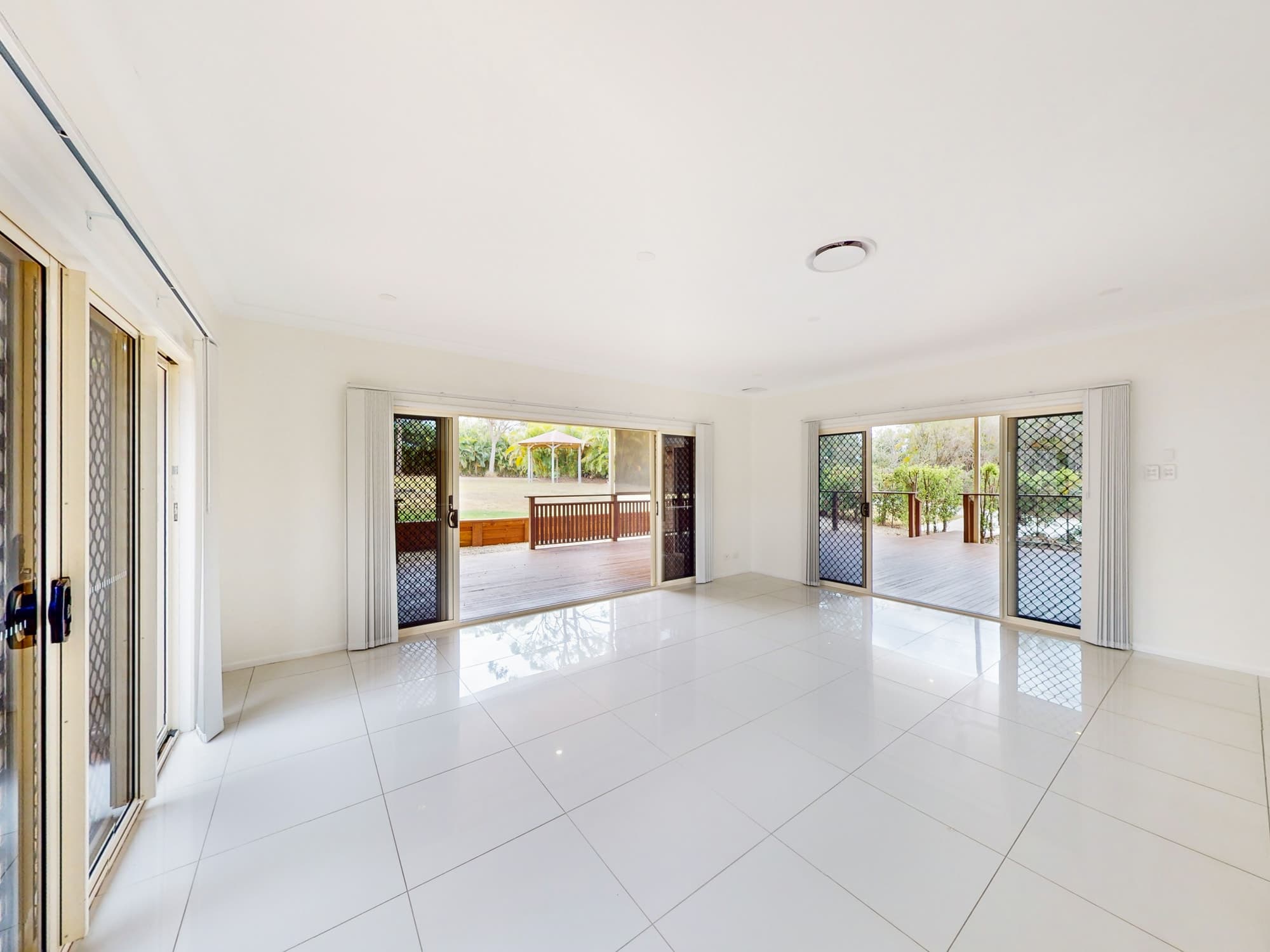 58-60 Muscat Street, Morayfield - Thumbnail 8