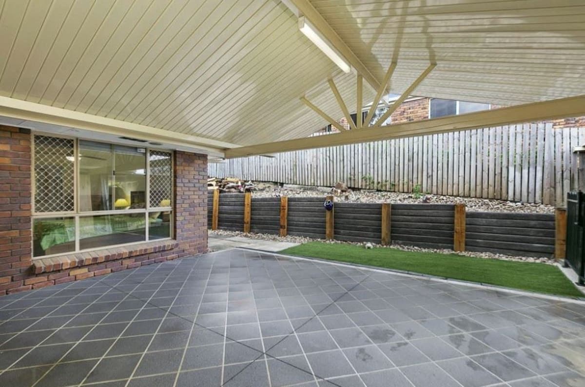 4 Biscay Court, Carina - Image 1