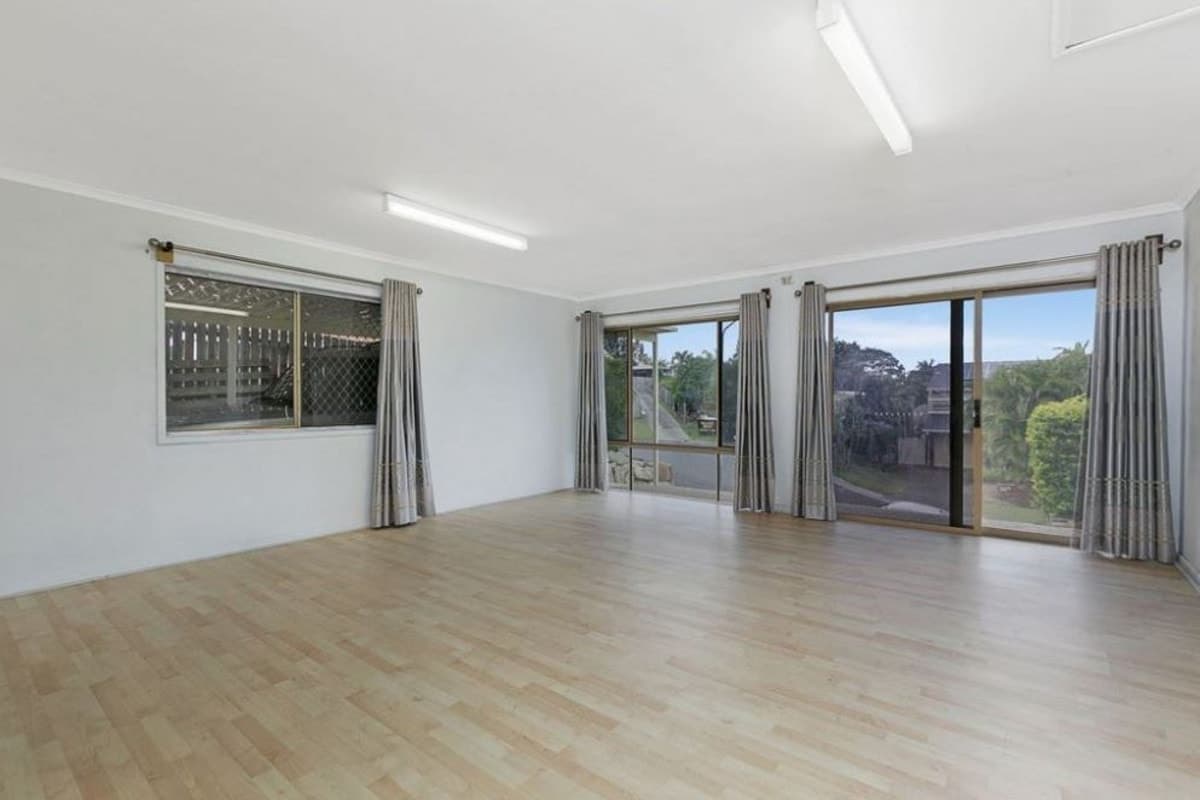 4 Biscay Court, Carina - Thumbnail 3