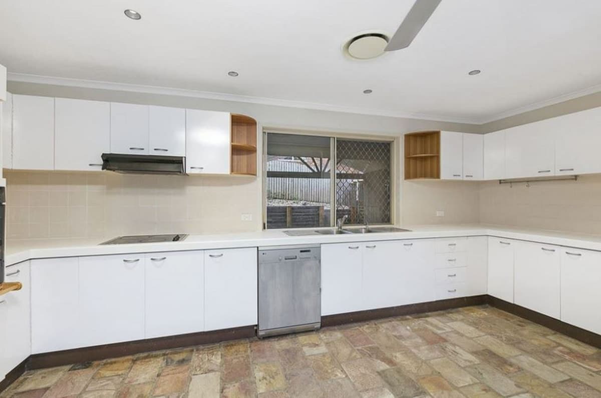 4 Biscay Court, Carina - Thumbnail 6