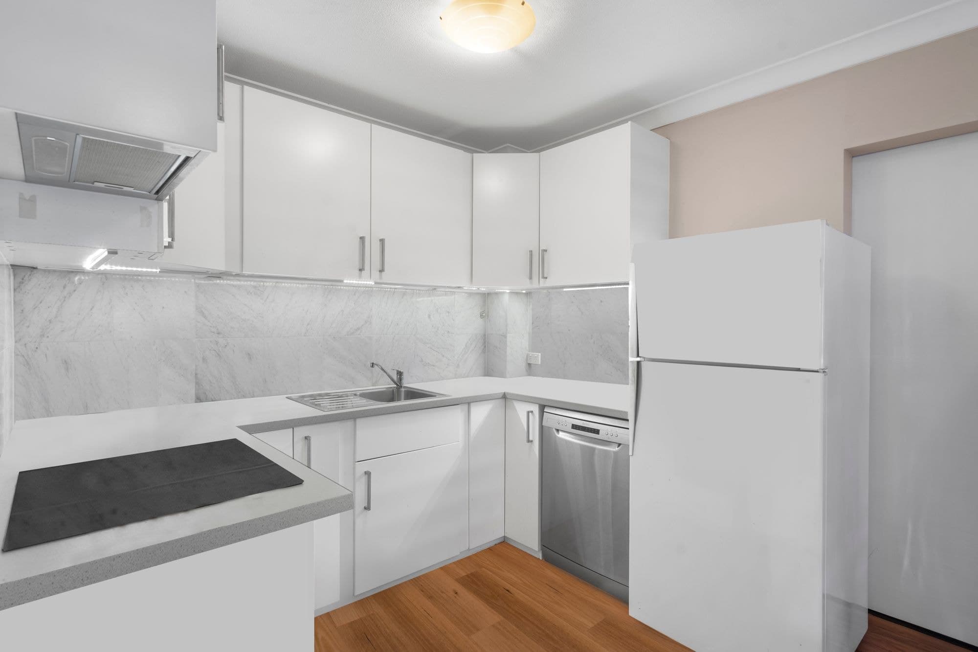 1/3-5 Barranbali Street, Surfers Paradise QLD 4217, Surfers Paradise - Thumbnail 2