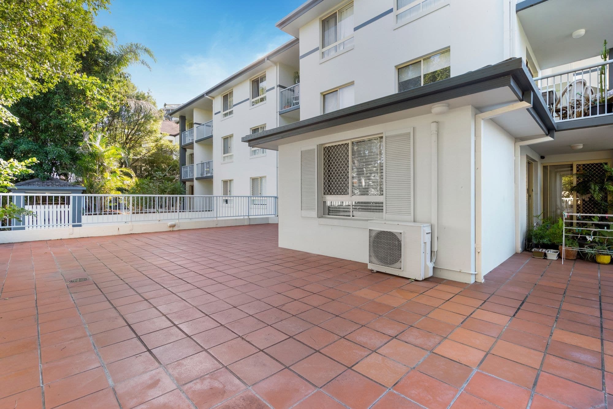 1/3-5 Barranbali Street, Surfers Paradise QLD 4217, Surfers Paradise - Thumbnail 8