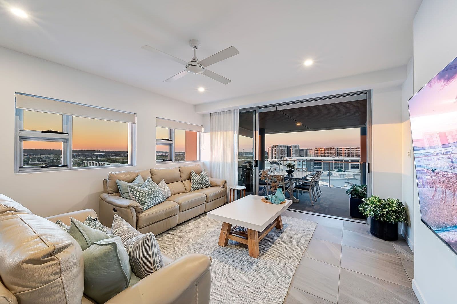505/1 Mantra Esplanade, Birtinya QLD 4575, Birtinya - Thumbnail 4