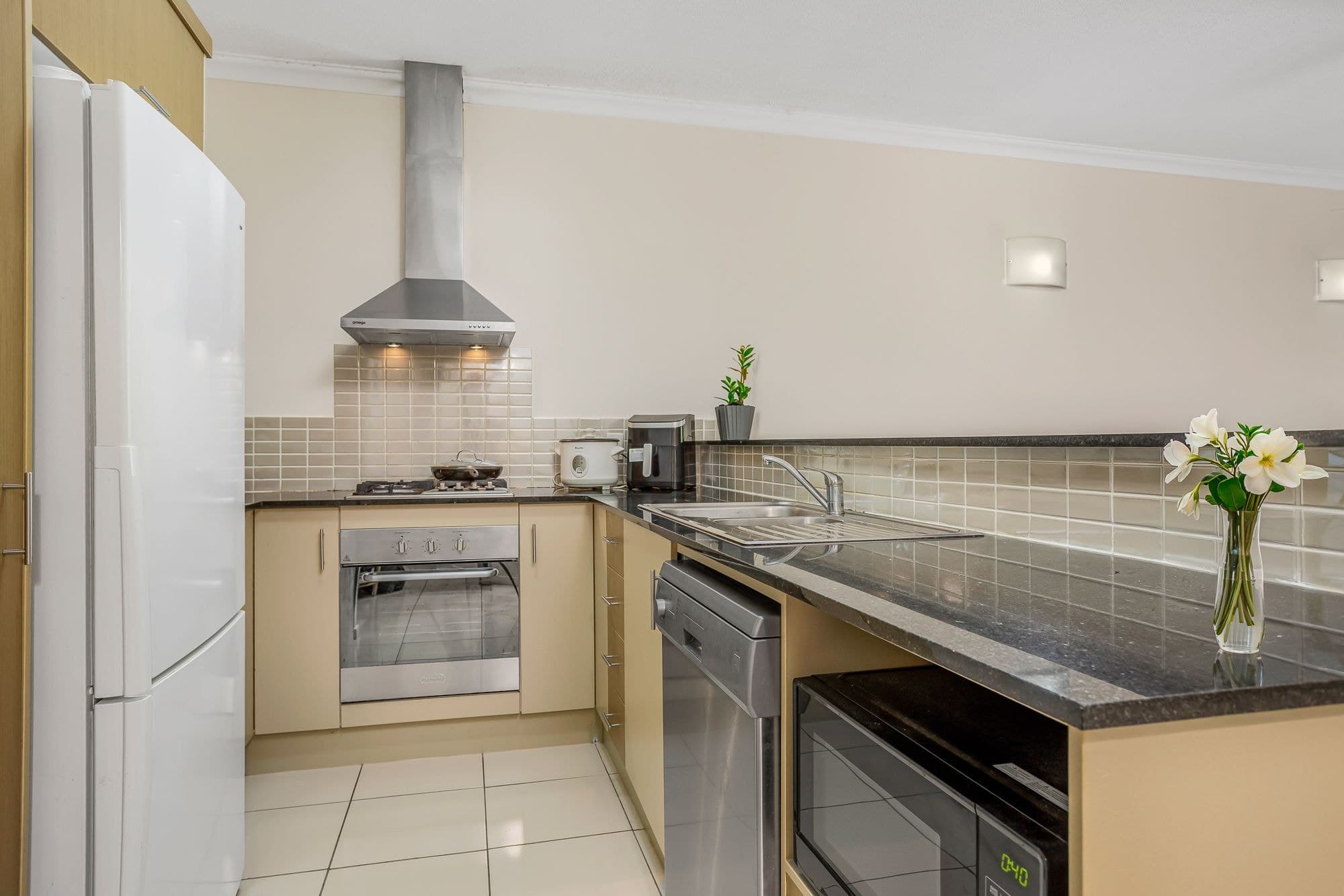 228/12 Gregory Street, Westcourt QLD 4870, Westcourt - Thumbnail 4