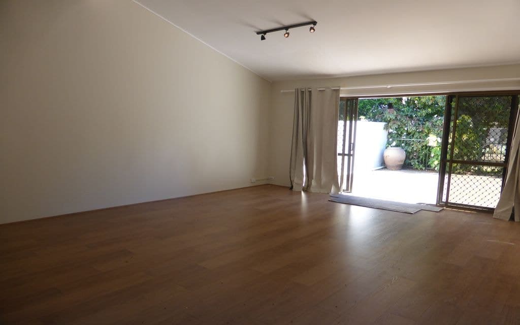27/9 "Seven Oaks" Freyburg Street, Bundall - Thumbnail 7