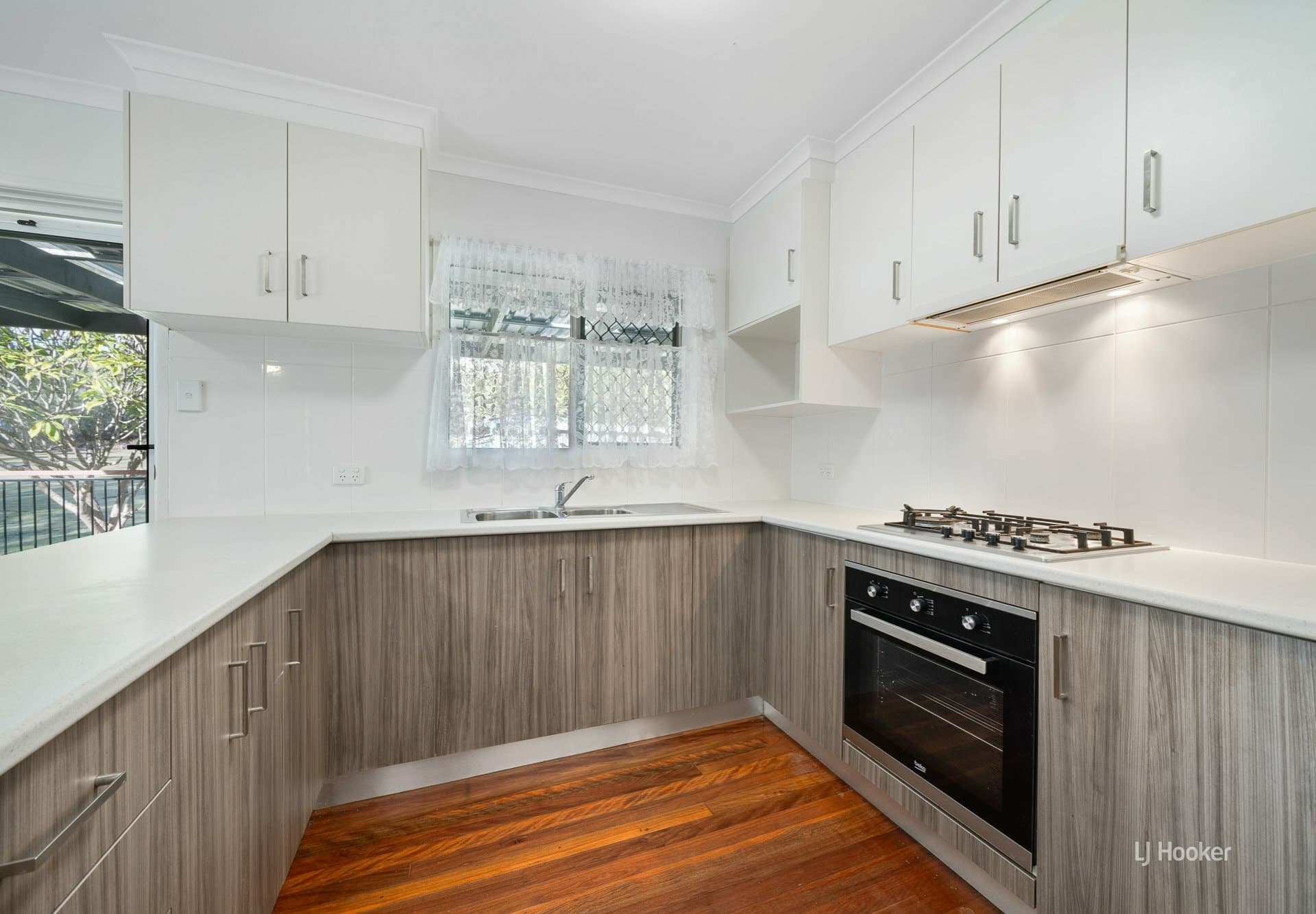 153 Pine Crescent, Esk, Esk - Thumbnail 4