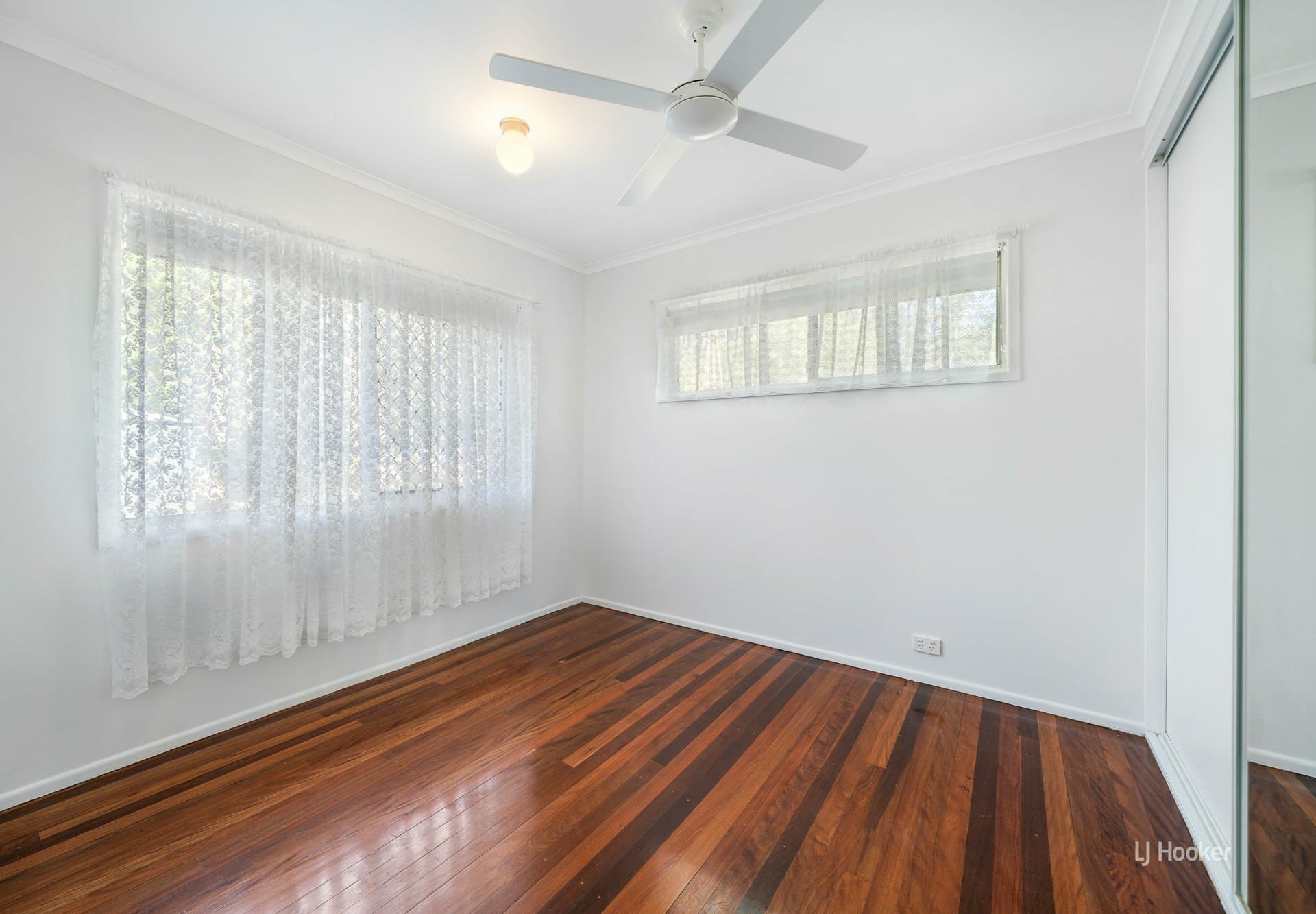 153 Pine Crescent, Esk, Esk - Thumbnail 8
