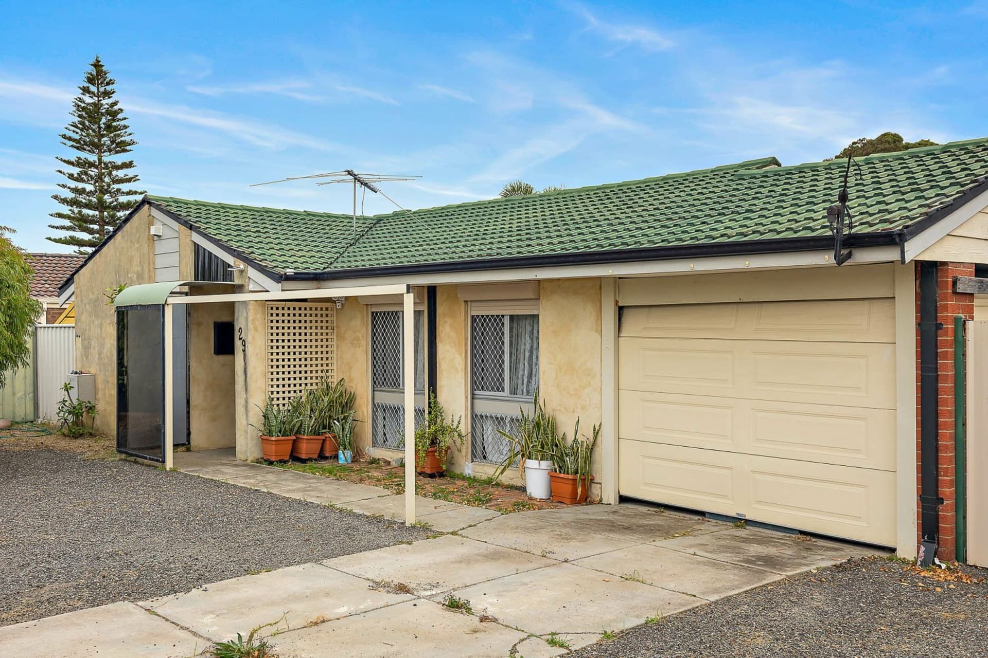 29 Kitson Street, Rockingham, Rockingham - Thumbnail 2