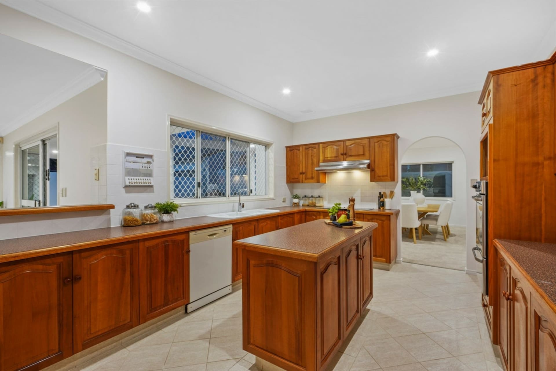6 Reagan Place, Stretton, Stretton - Thumbnail 8