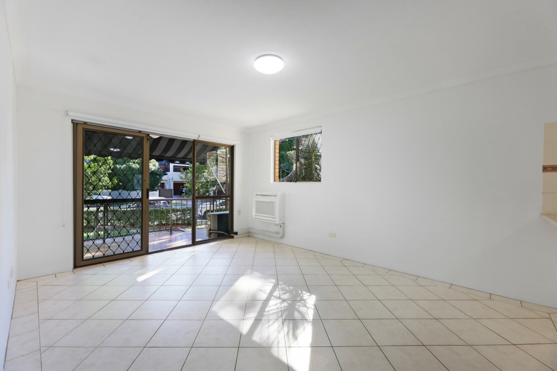 3/23 Heath Street, Southport, Southport - Thumbnail 5