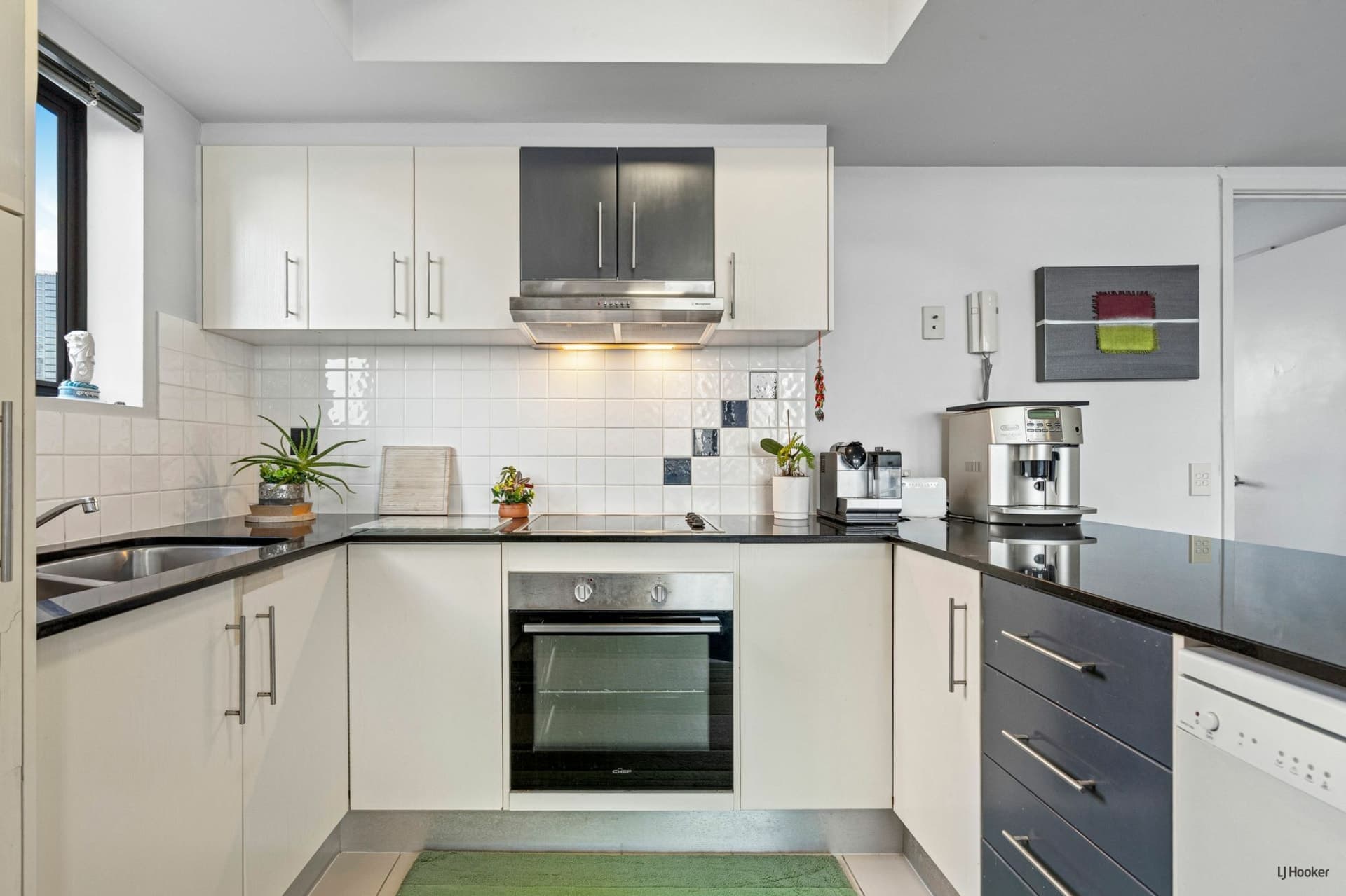 806/2865 Gold Coast Highway, Surfers Paradise, Surfers Paradise - Thumbnail 8
