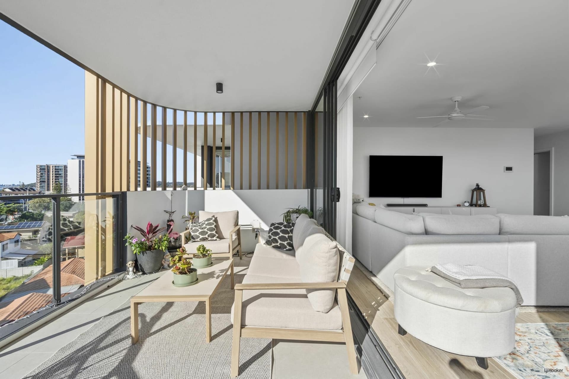 708/2 Mawarra Street, Palm Beach, Palm Beach - Thumbnail 3