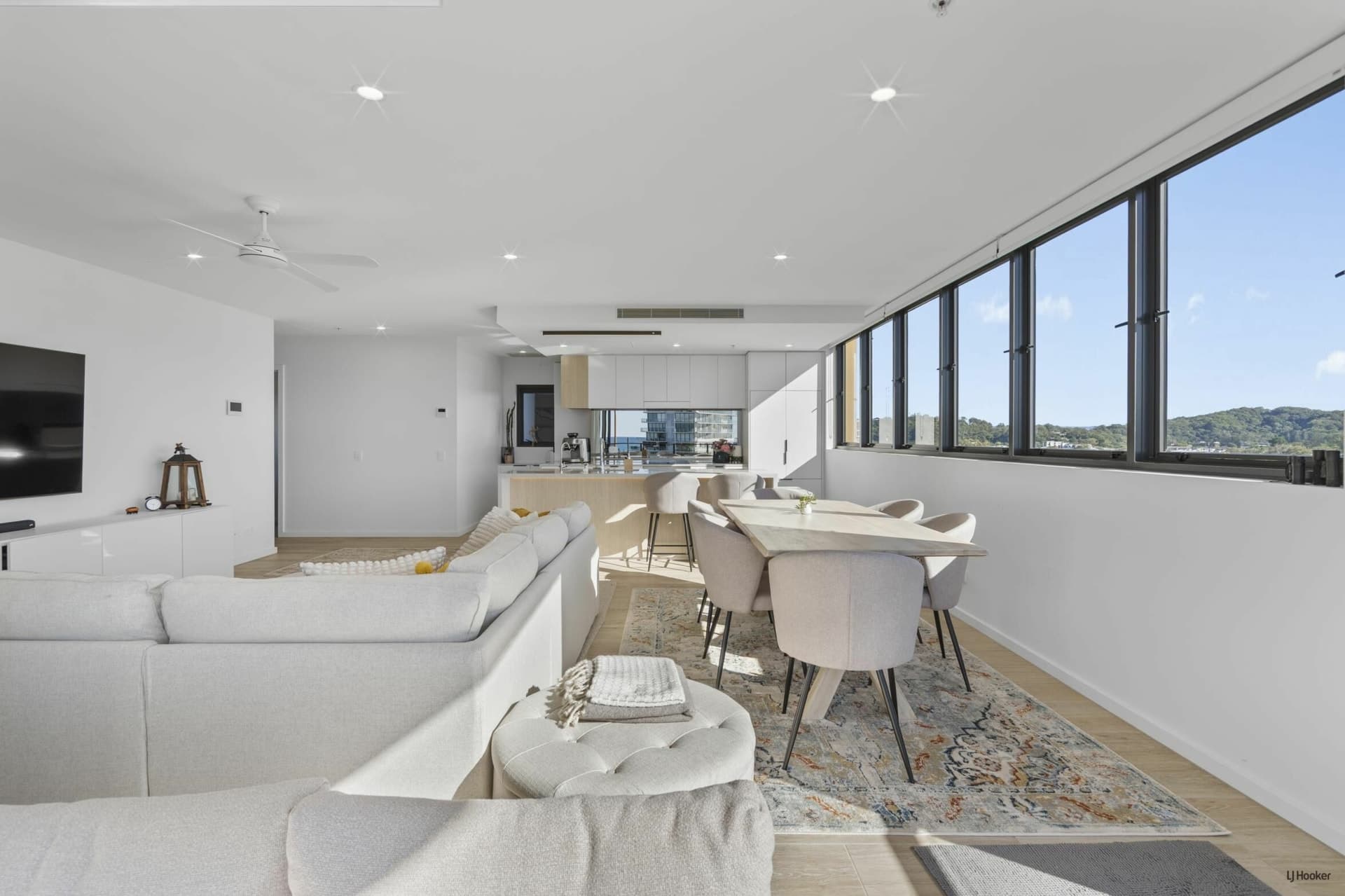 708/2 Mawarra Street, Palm Beach, Palm Beach - Thumbnail 6