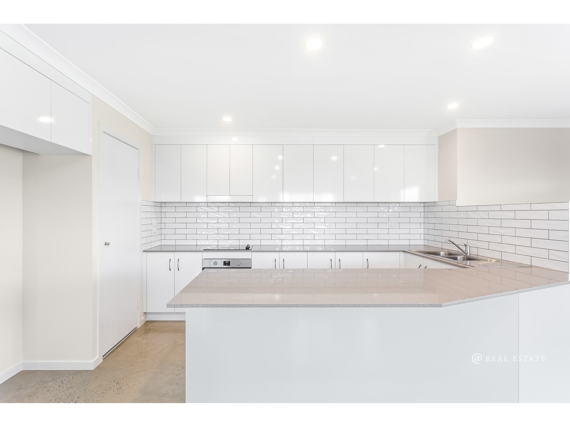 1 Grand Close, YEPPOON, Yeppoon - Thumbnail 2