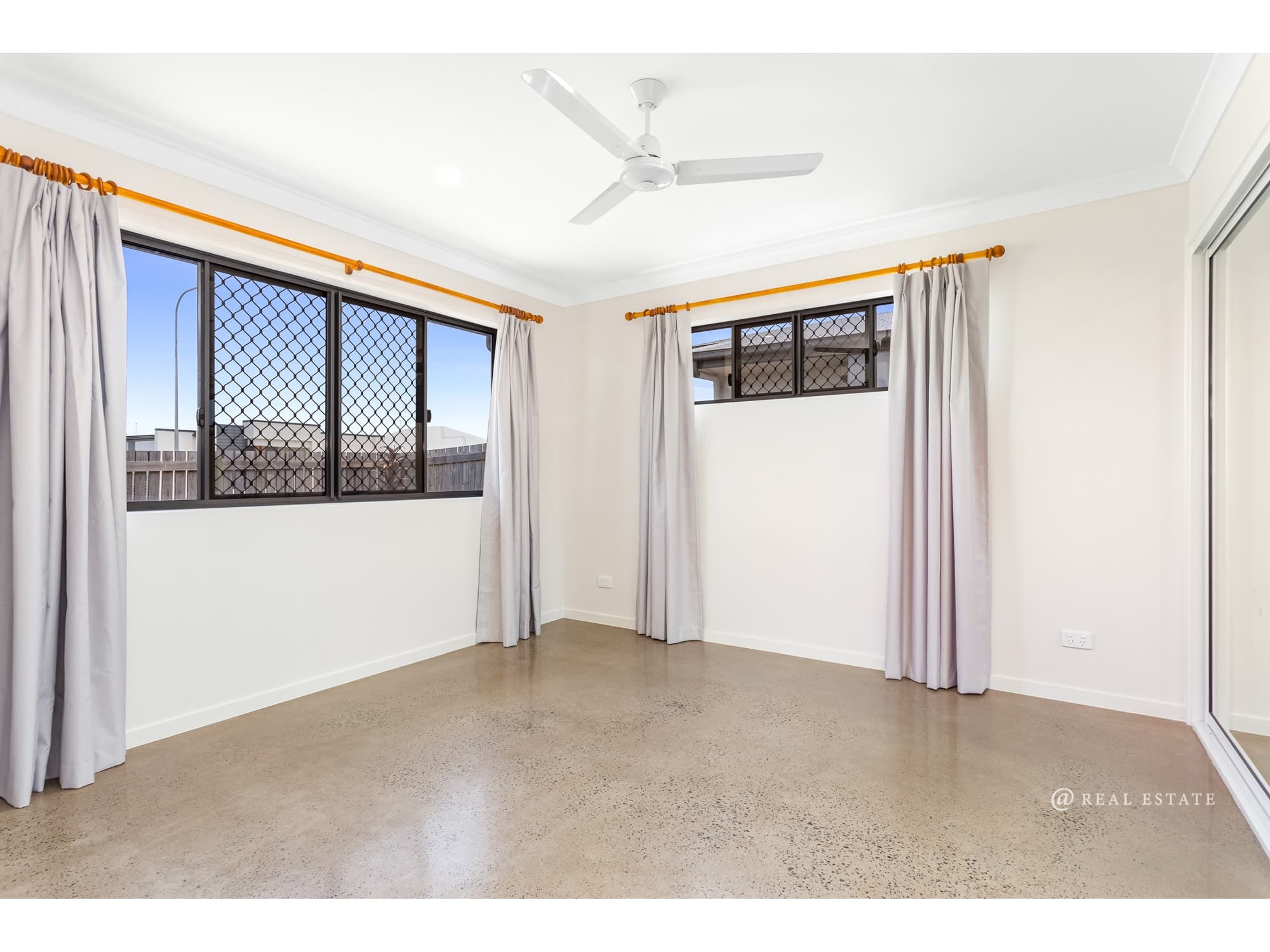 1 Grand Close, YEPPOON, Yeppoon - Thumbnail 6
