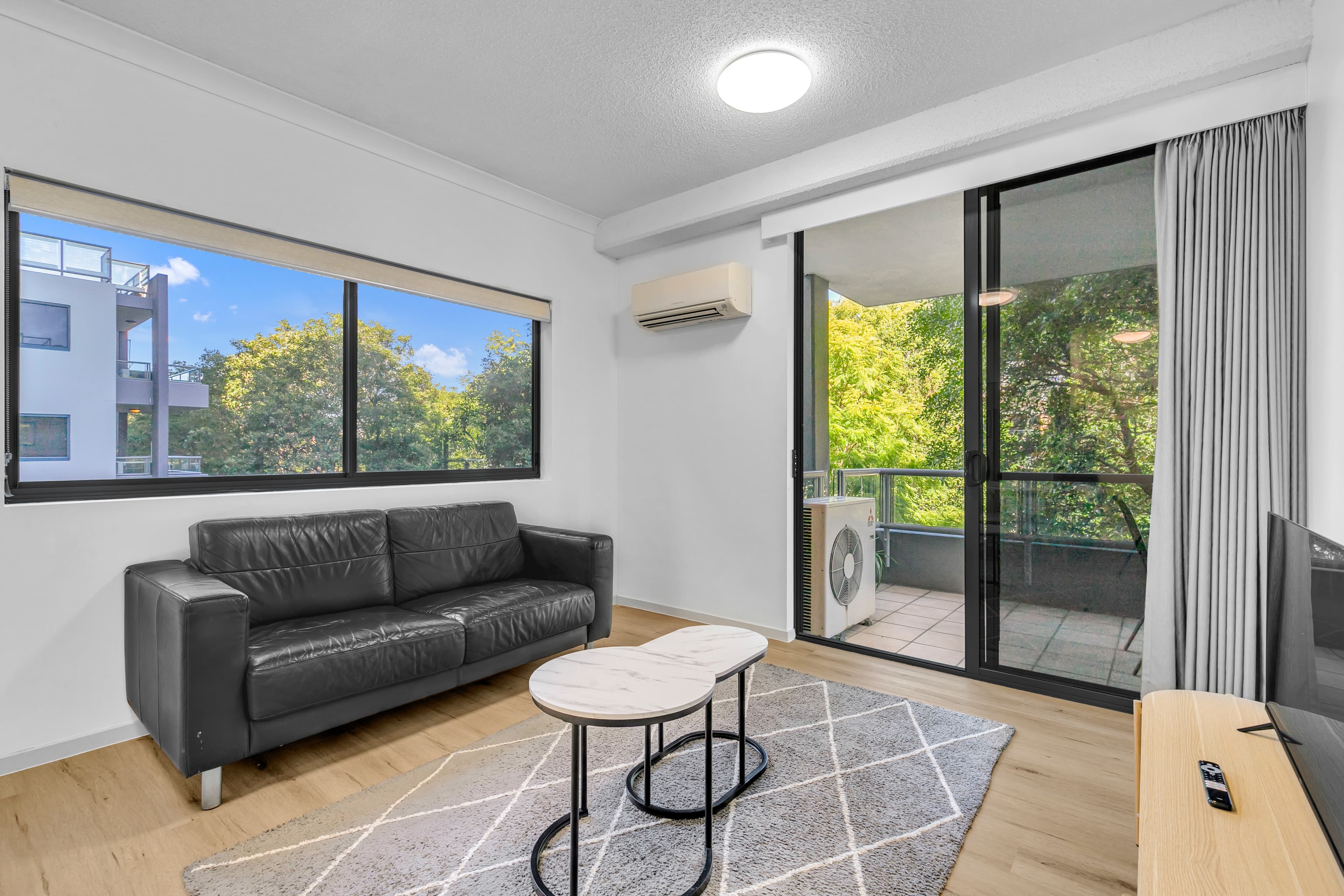 312/21 Patrick Lane, Toowong - Image 1