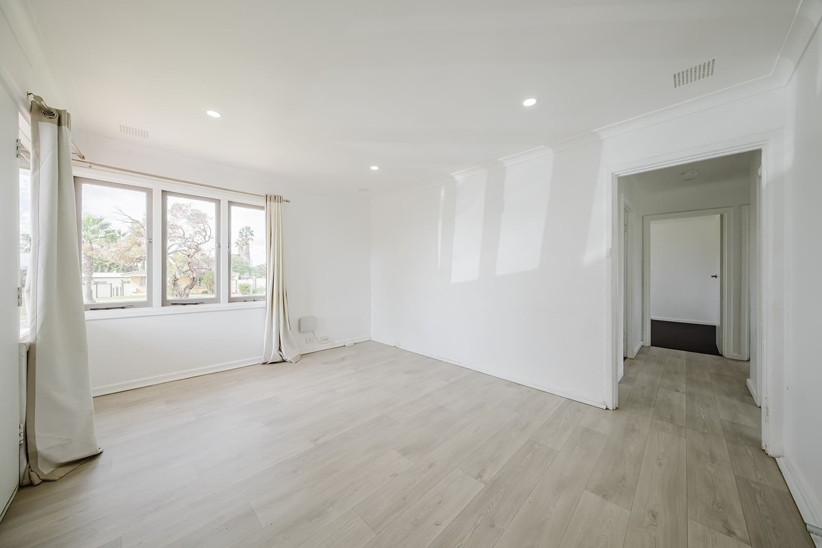 3 Petchell Street, RANGEWAY WA 6530, Rangeway - Thumbnail 2