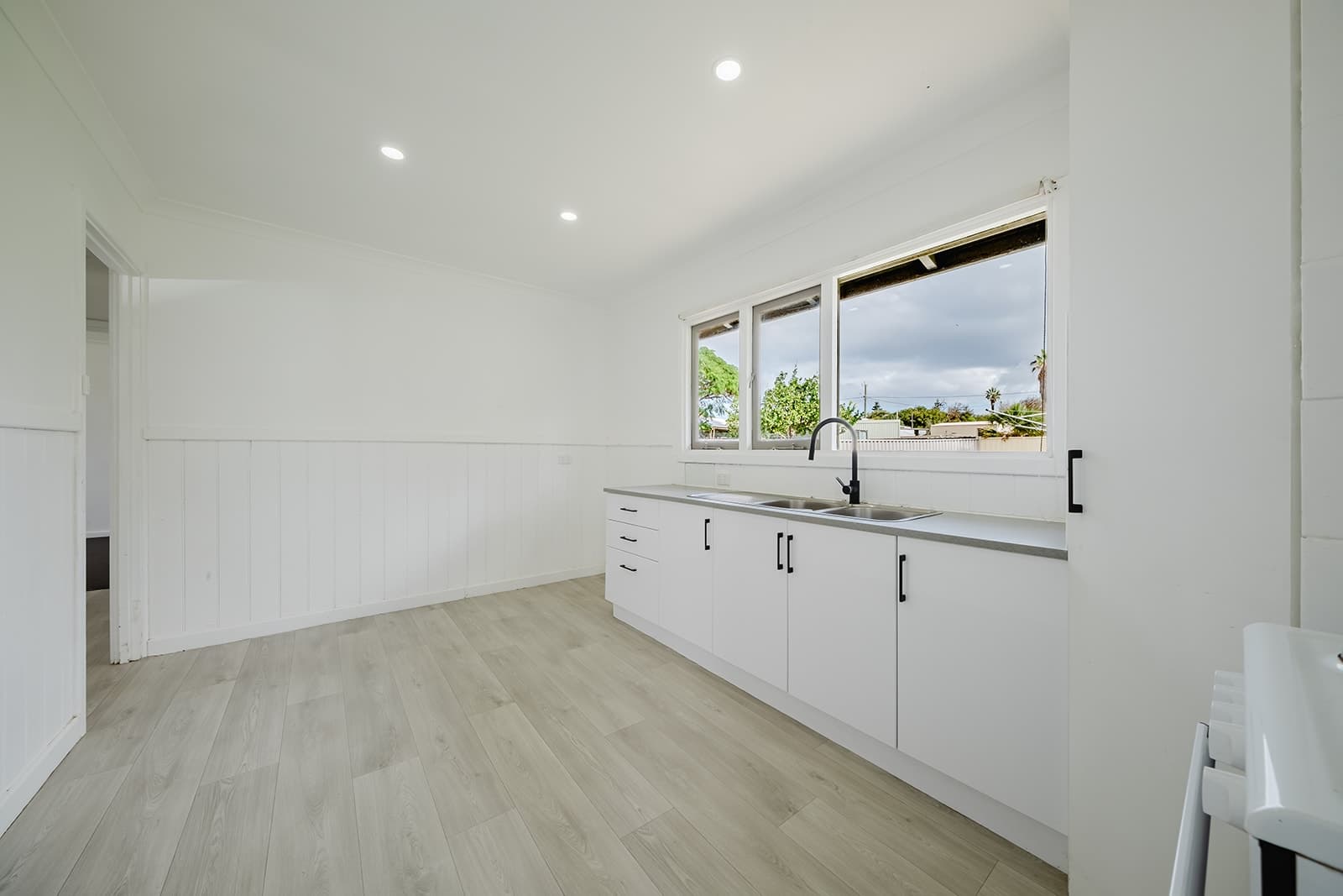 3 Petchell Street, RANGEWAY WA 6530, Rangeway - Thumbnail 5