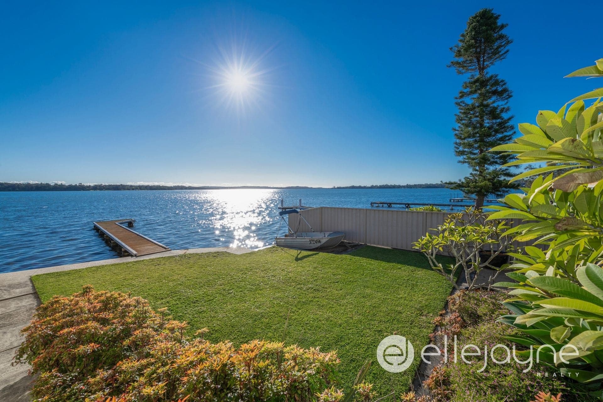 Bonnells Bay, Auction, Auction - Thumbnail 2