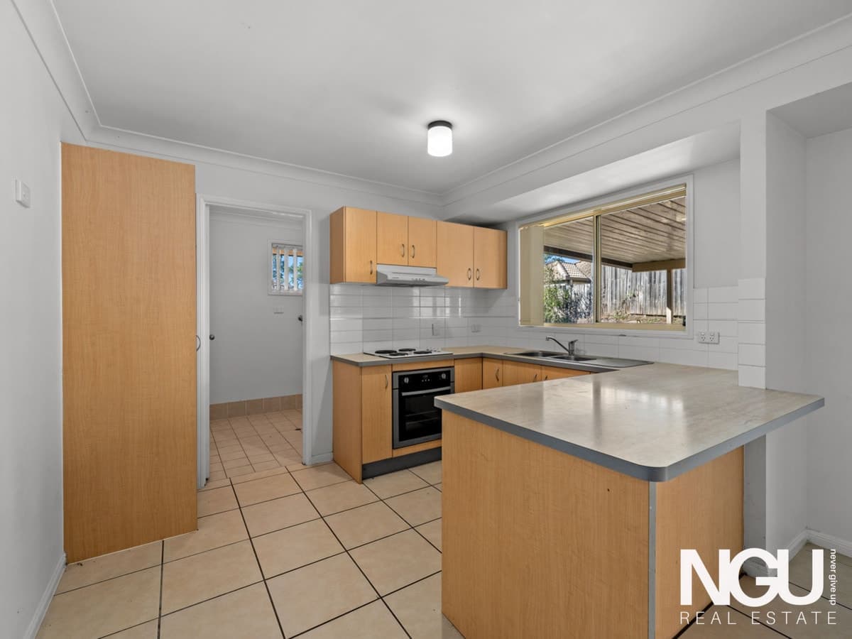 25 Ashbourne Avenue, GOODNA QLD 4300, Goodna - Thumbnail 2