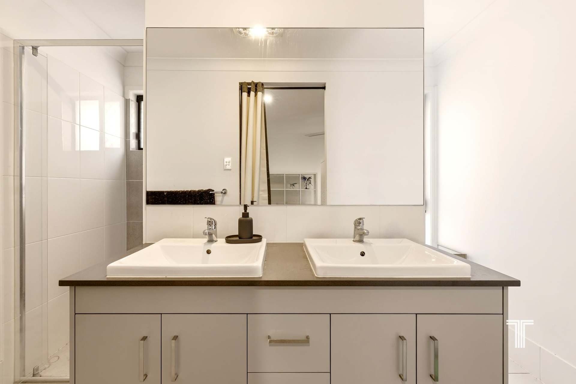 3 Boston Street, Spring Mountain, Spring Mountain - Thumbnail 5