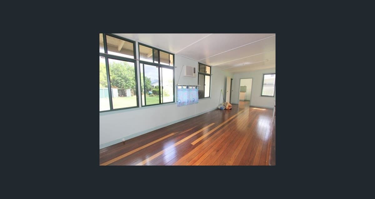 25 Brooks Street, Emerald QLD 4720, Emerald - Thumbnail 5