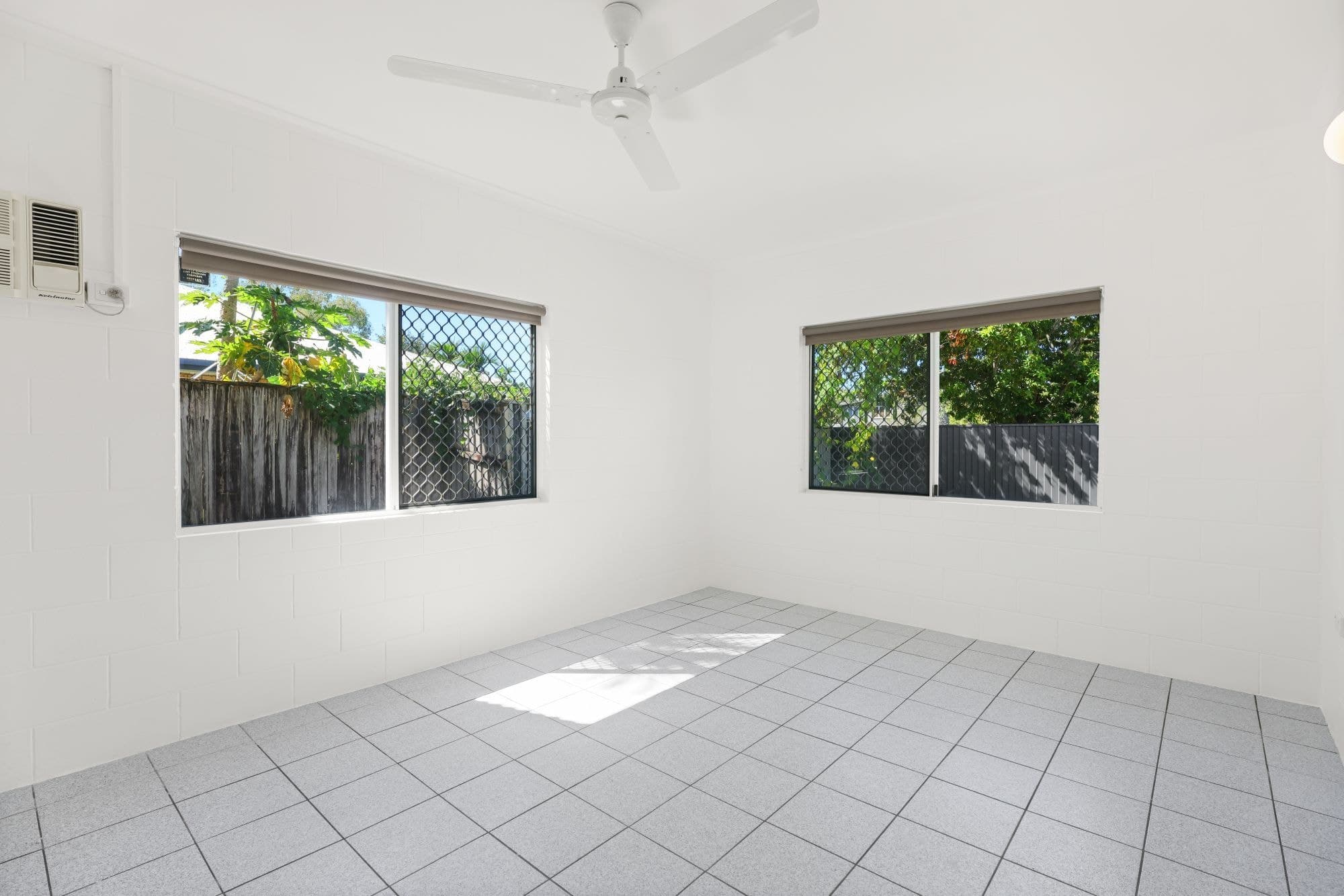 2/1 Vivian Close, Westcourt - Thumbnail 6