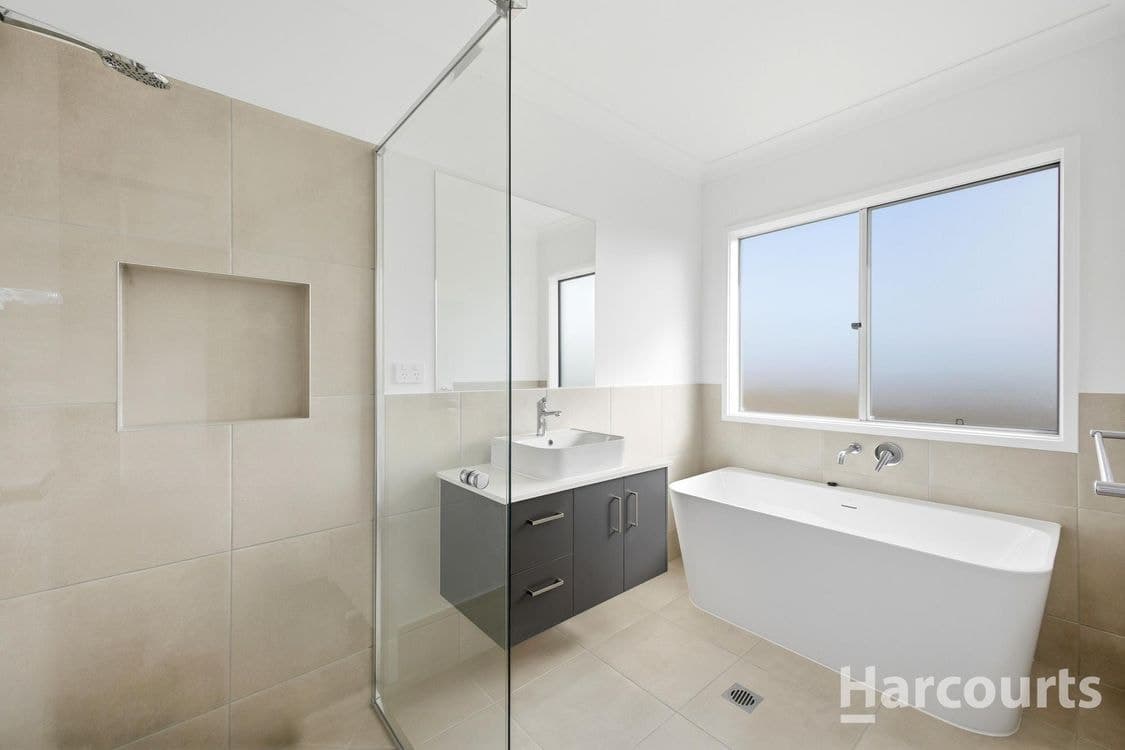 14 Flame Tree Drive, BURRUM HEADS, QLD 4659, Burrum Heads - Thumbnail 3