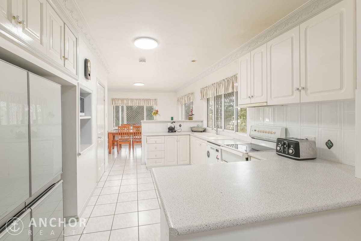 126 Corella Road, GYMPIE, Gympie - Thumbnail 4