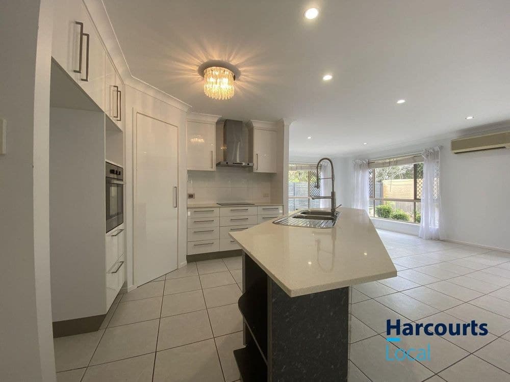 21 Araluen Place, CARINDALE, QLD 4152, Carindale - Image 1
