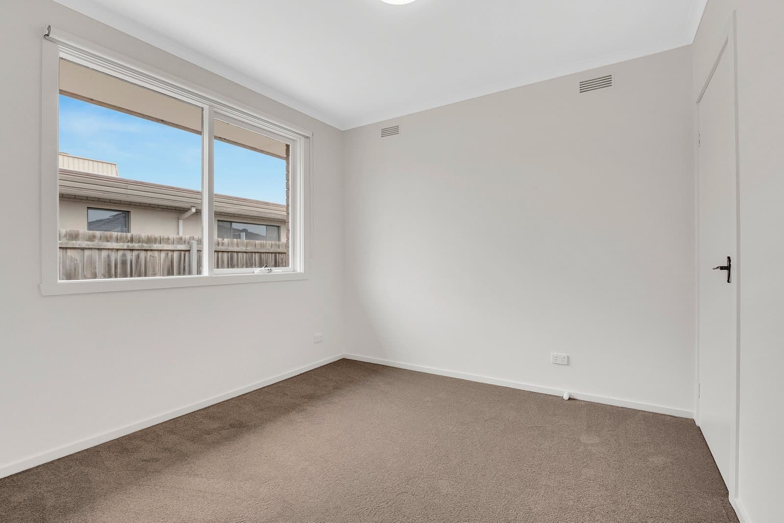 4/77 Pine Street, Reservoir VIC 3073, Reservoir - Thumbnail 7