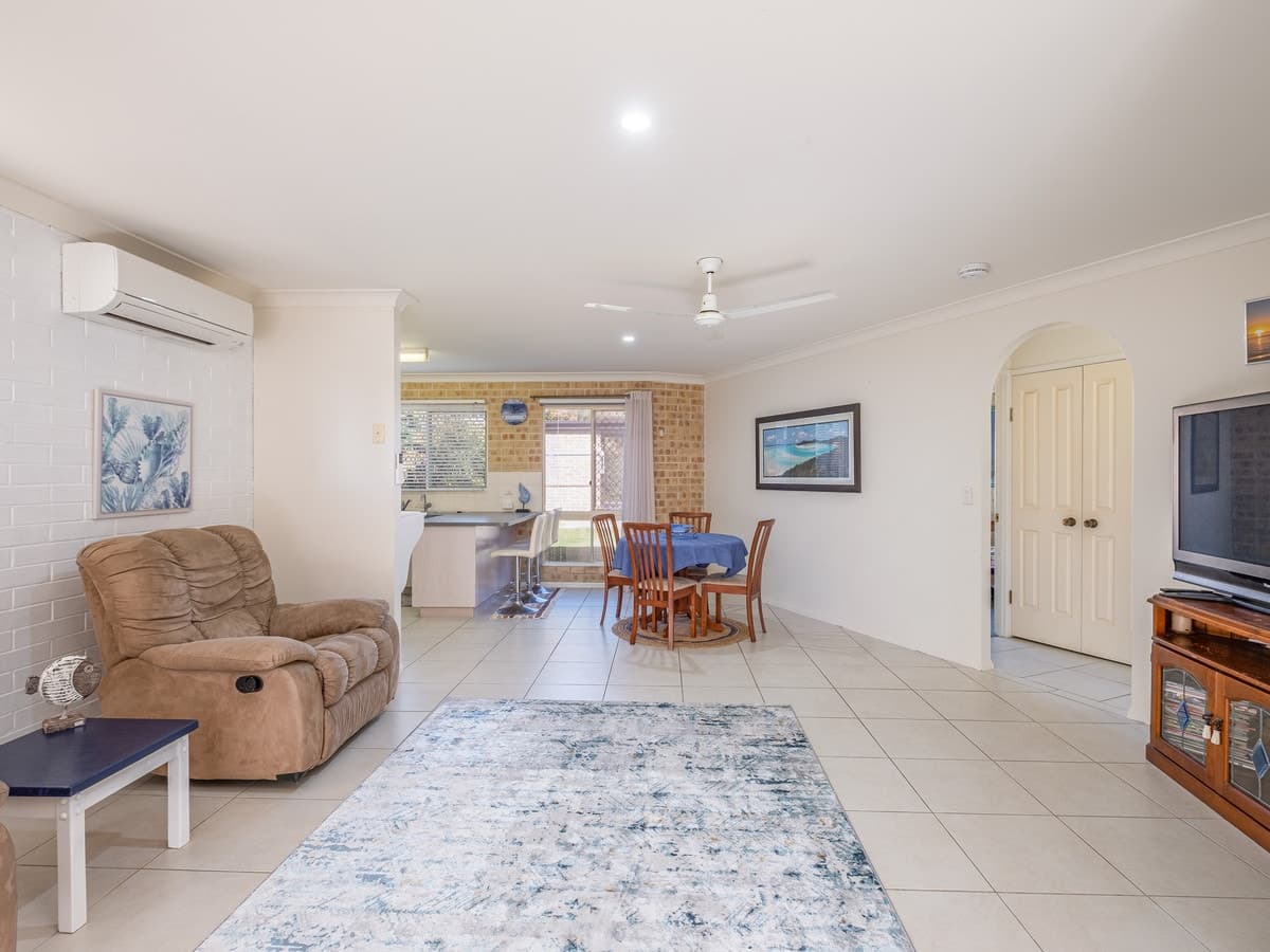 1/1 Rumbalara Avenue, RAINBOW BEACH, Rainbow Beach - Thumbnail 4