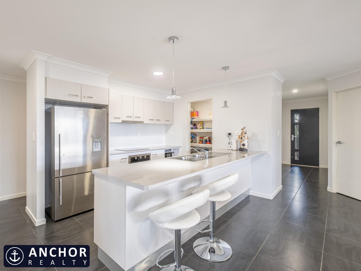 10 Malabar Drive, GYMPIE, Gympie - Thumbnail 4