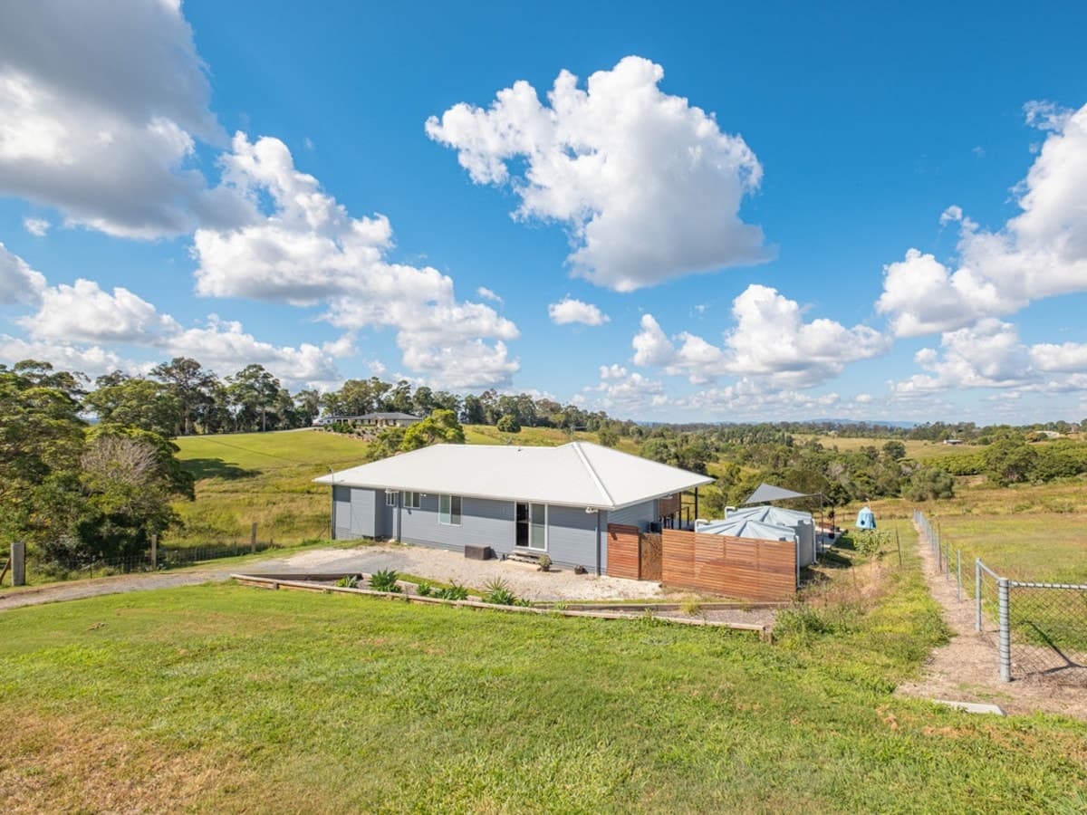 6 Castleton Rise, CHATSWORTH, Chatsworth - Image 1