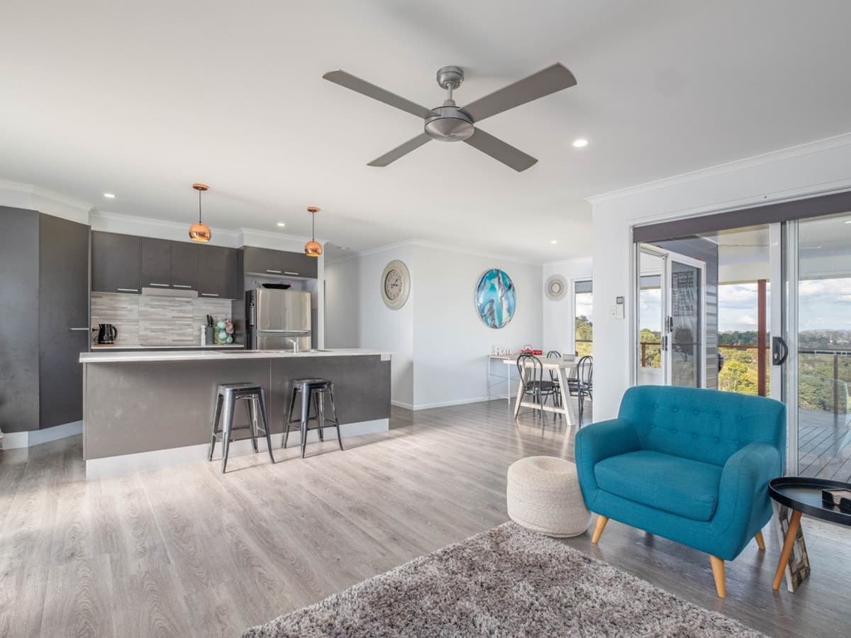6 Castleton Rise, CHATSWORTH, Chatsworth - Thumbnail 4